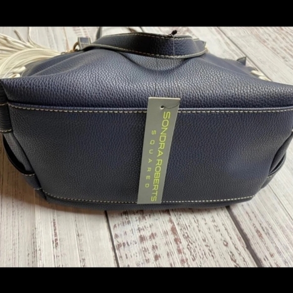 Sondra Roberts Bucket Tote, Navy Blue - Picture 5 of 11